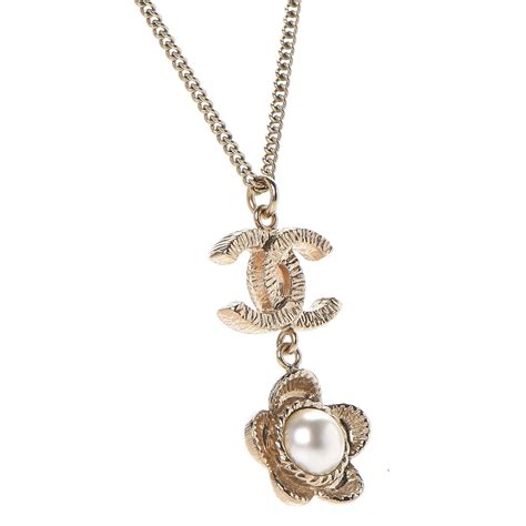 camelia chanel necklace|Chanel flower necklace.